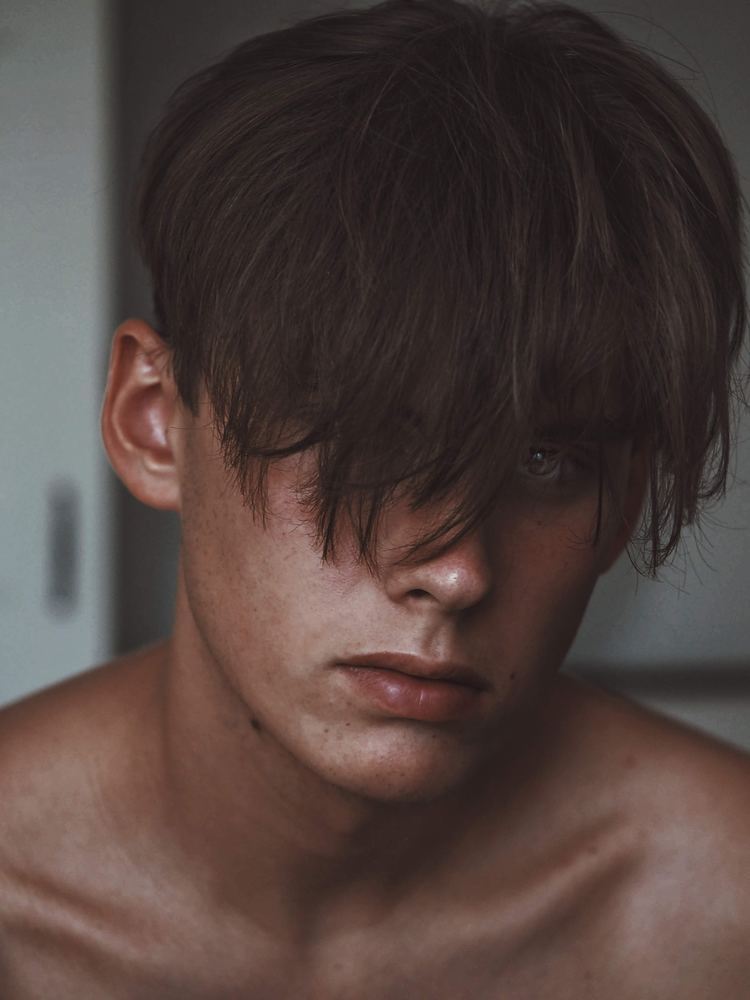 Mange unge menn mister håret